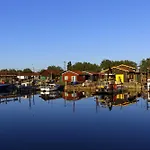Feriehus Spacieuse Sous Les Pins & Piscine