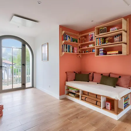 Spacieuse Sous Les Pins & Piscine Holiday home Andernos-les-Bains