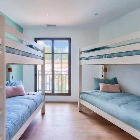 Spacieuse Sous Les Pins & Piscine Holiday home Andernos-les-Bains